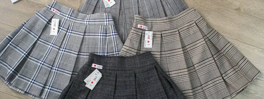 Chân váy xếp ly là gì ? cách phối đồ với chân váy xếp ly đơn giản và đẹp